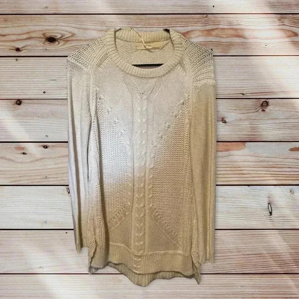 ZARAKNIT SIZE MEDIUM OFF WHITE SWEATER